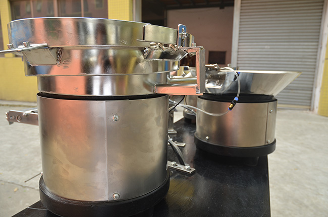 多物料自動包機 下料系統 震動盤