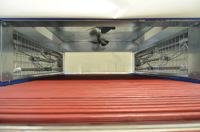 廣東熱收縮包機器風力系統風扇熱收縮爐內部